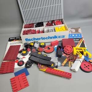 VTG Fischertechnik Parts Lot Gears Axles Wheel Power Box Storage Manuals Germany